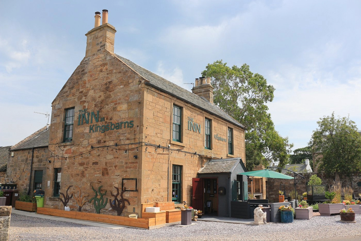 Image of an old stone Inn